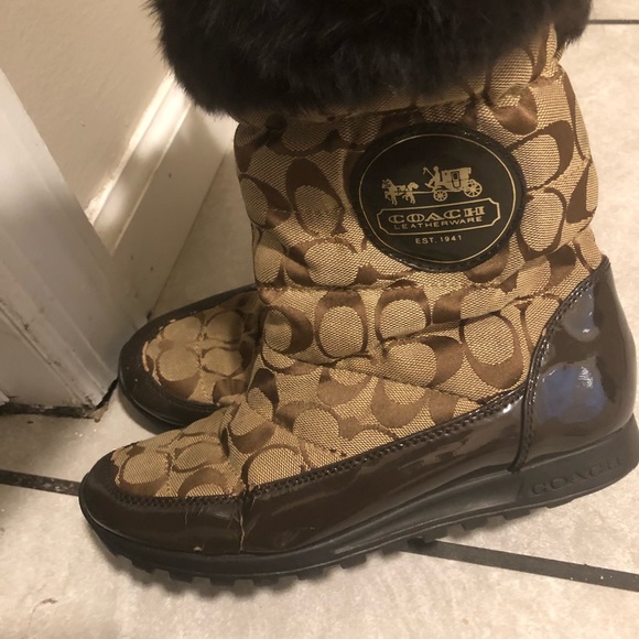 Boots - Picture 2 of 3